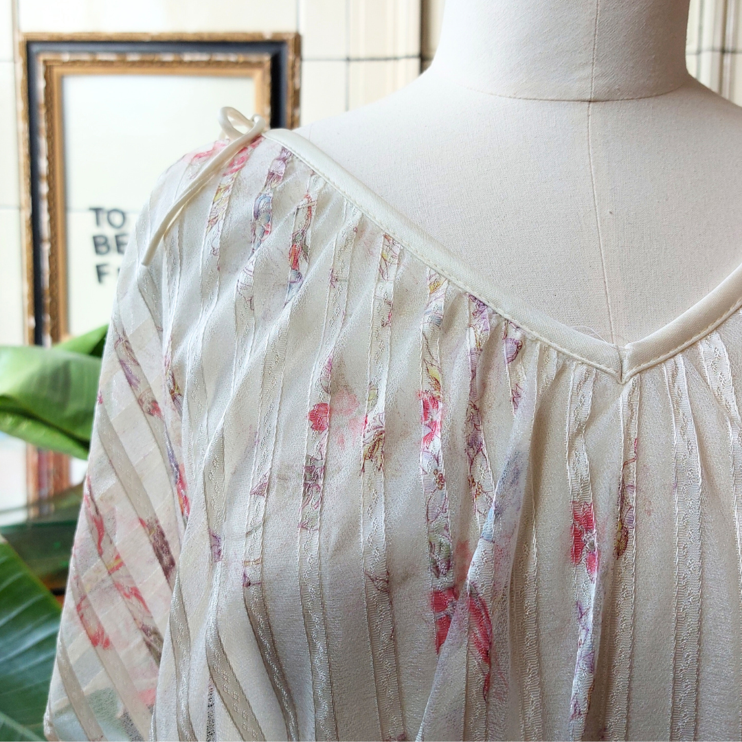 Cream Floral